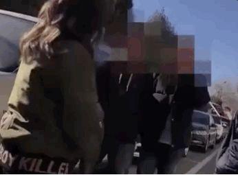 独家爆料狗仔跟拍视频,揭秘明星私生活瞬间 第1张 独家爆料狗仔跟拍视频,揭秘明星私生活瞬间 第1张